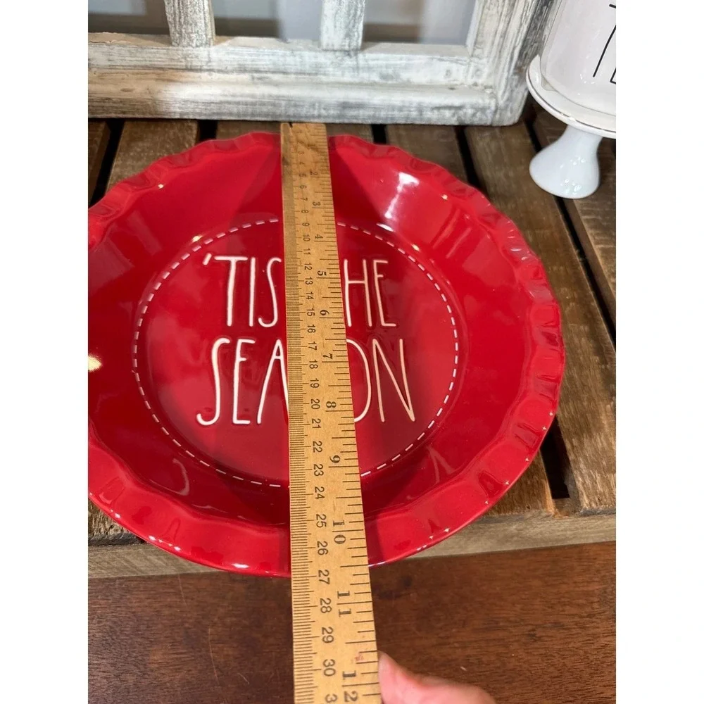 Rae Dunn Christmas Pie Pan Plate 'TIS THE SEASON Red w White  10.5